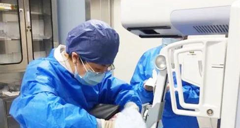 小到1—2mm的鈣化也能活檢！西安國際醫(yī)學中心醫(yī)院采用精準技術(shù)讓乳腺早癌無處可逃