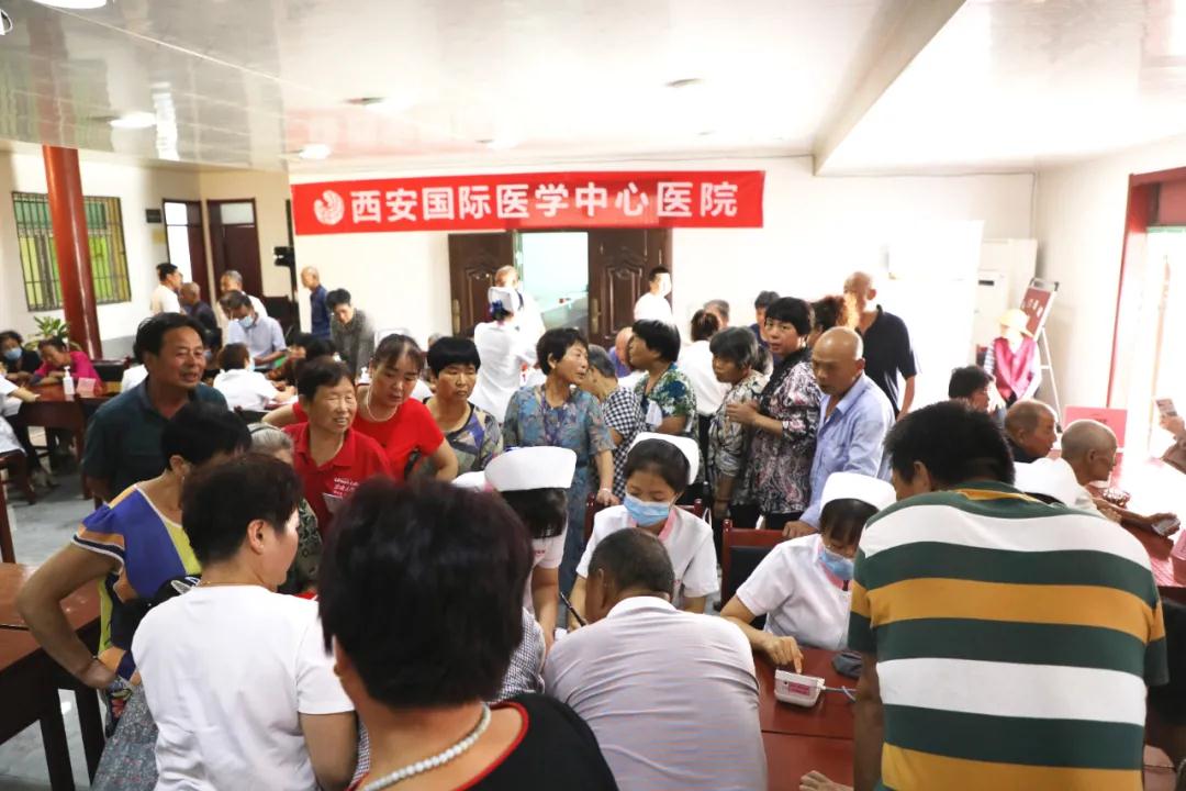 “施天使之愛，佑百姓健康”系列公益義診——走進(jìn)綠地社區(qū)