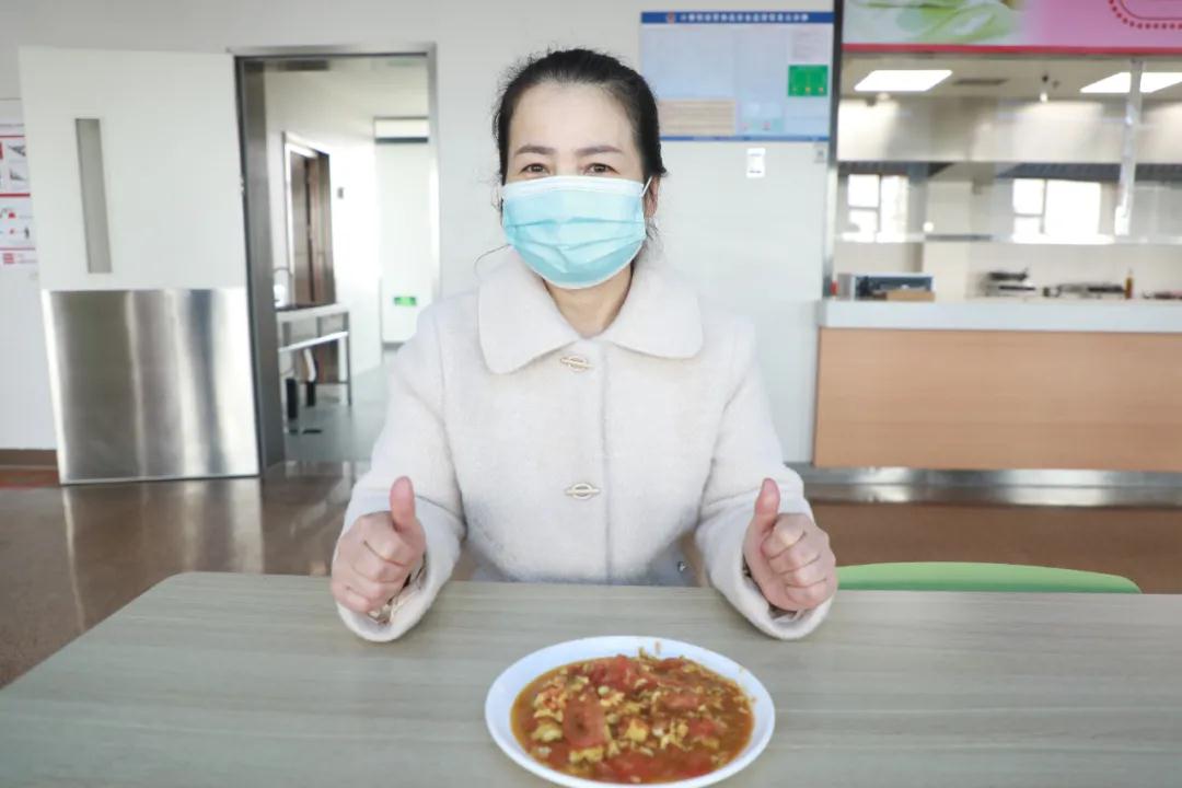 陽(yáng)光網(wǎng)—西安這家醫(yī)院的“愛心廚房”藏著人間溫暖