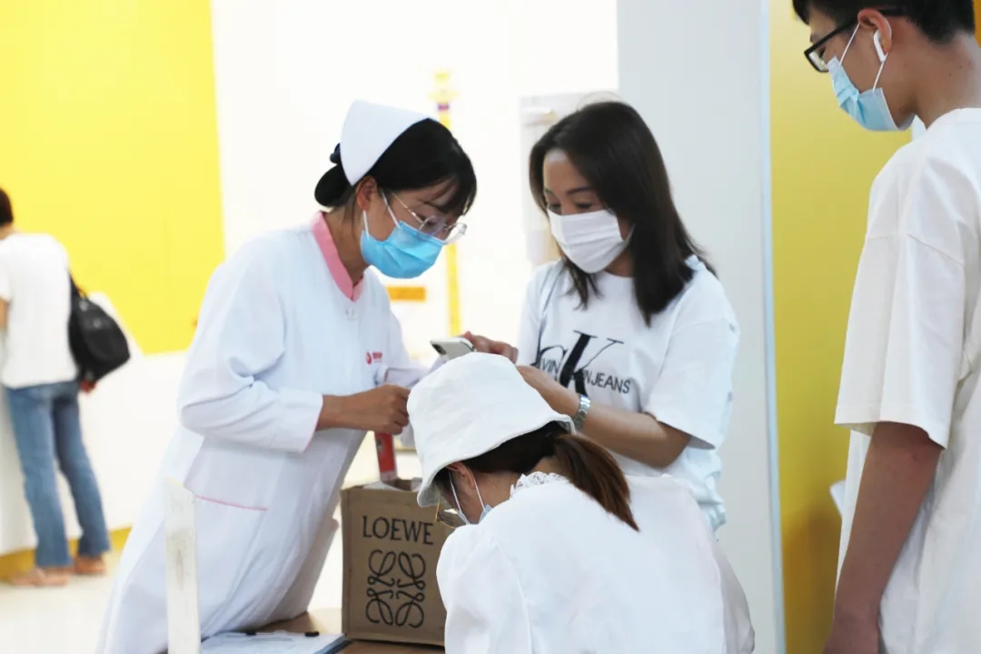 免掛號費、診查費，送健康卡……他們紛紛為這項暖心服務(wù)點贊！
