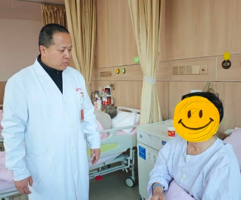 視力模糊、頭暈頭痛？專家：這項(xiàng)顱內(nèi)腫瘤檢查必不可少