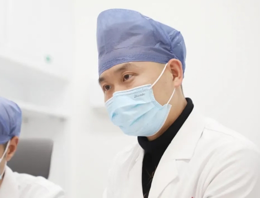 晨練后就頭暈氣喘，這位大叔問(wèn)題到底出在哪？